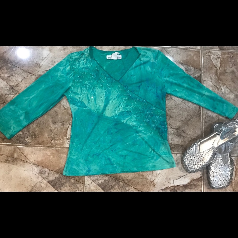 NWT v-neck shirt with pretty stitching & sequins